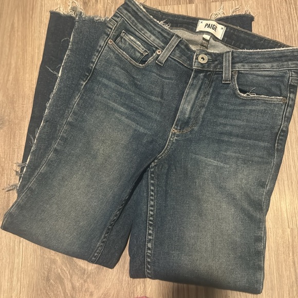 Paige COLETTE PIECED RAW-EDGE CROPPED FLARED JEANS IN KENYA DISTRESSED - Picture 5 of 8